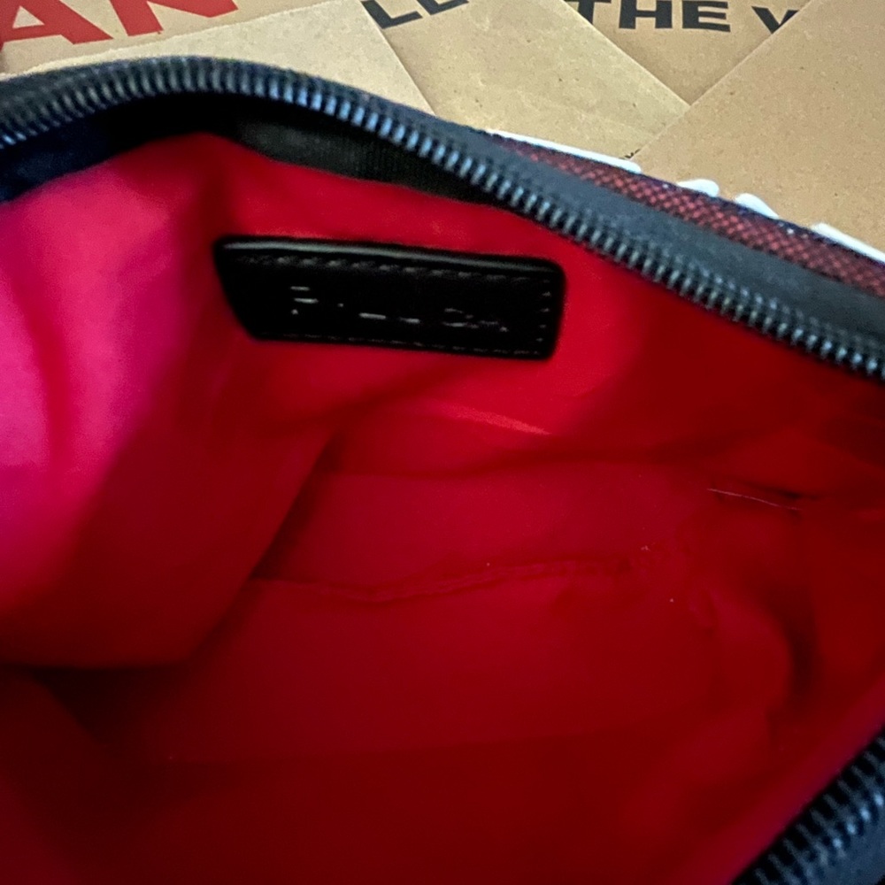 Wristlet - Picture 4 of 6